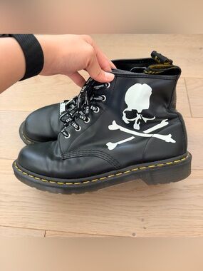 Dr. Martens 1460 Boots Mens Size 10 Mastermind Skull World Anniversary